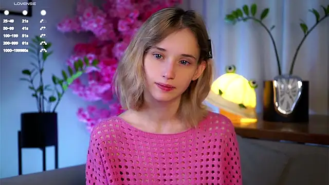 Snapshot of EdlinHargus chatting on February 2025 01:47:02 AM EdlinHargus online show from February 2025 01:47:02 AM