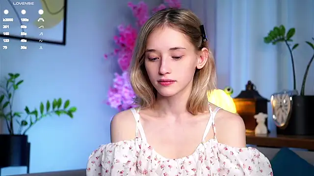 Snapshot of EdlinHargus chatting on March 2025 03:29:02 AM EdlinHargus online show from March 2025 03:29:02 AM