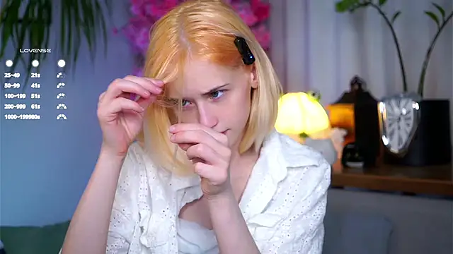 Snapshot of EdlinHargus chatting on March 2025 01:56:02 AM EdlinHargus online show from March 2025 01:56:02 AM