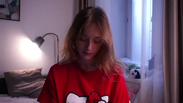 Snapshot of EdlinHargus chatting on October 2025 01:46:02 AM EdlinHargus online show from October 2025 01:46:02 AM