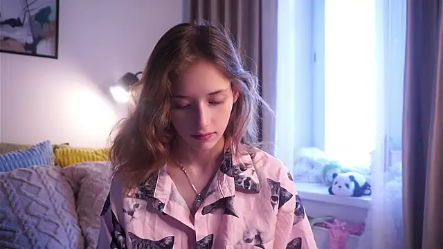 Snapshot of EdlinHargus chatting on November 2025 05:53:01 AM EdlinHargus online show from November 2025 05:53:01 AM