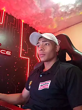 Snapshot of Jhonyblack_1 chatting on December 2025 04:13:01 PM Jhonyblack 1 online show from December 2025 04:13:01 PM