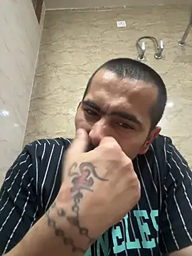 Snapshot of shivani0999 chatting on February 2026 12:33:02 PM shivani0999 online show from February 2026 12:33:02 PM