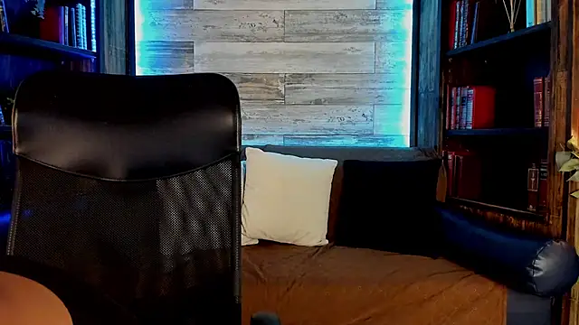 JamalMyst online show from December 2025 03:55:01 AM