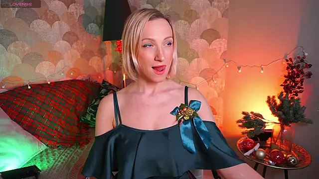 Snapshot of UmaTruewoman chatting on December 2024 05:56:01 AM UmaTruewoman online show from December 2024 05:56:01 AM