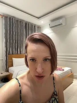 Snapshot of UmaTruewoman chatting on November 2025 05:39:02 AM UmaTruewoman online show from November 2025 05:39:02 AM