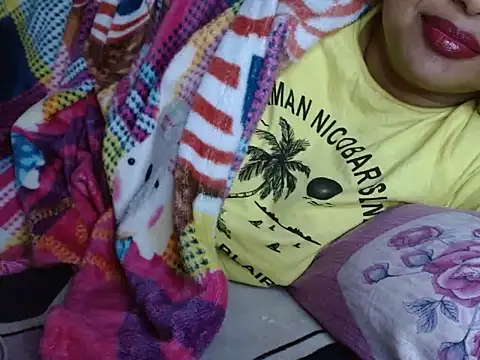 Snapshot of TASHa009 chatting on January 2025 01:02:01 AM TASHa009 online show from January 2025 01:02:01 AM