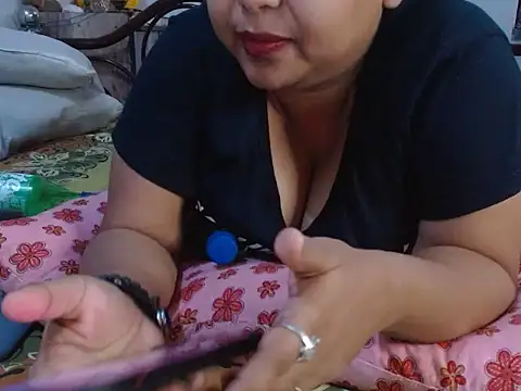 Snapshot of TASHa009 chatting on September 2025 05:05:02 PM TASHa009 online show from September 2025 05:05:02 PM