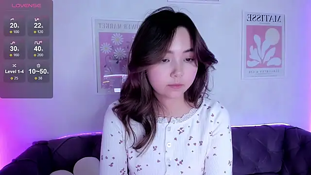 Fluffy Rose online show from February 2025 12:16:01 PM