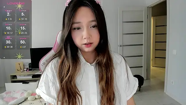 Fluffy Rose online show from May 2026 04:07:02 AM