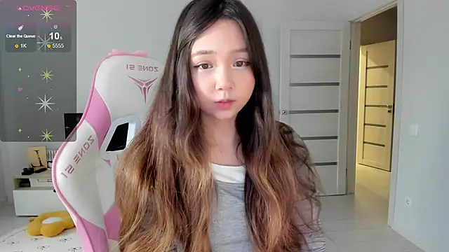 Fluffy Rose online show from June 2026 12:42:01 AM