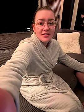 Snapshot of xX_HotCouple_Xx chatting on December 2025 08:28:02 PM xX HotCouple Xx online show from December 2025 08:28:02 PM