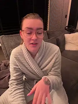 Snapshot of xX_HotCouple_Xx chatting on December 2025 08:59:01 PM xX HotCouple Xx online show from December 2025 08:59:01 PM