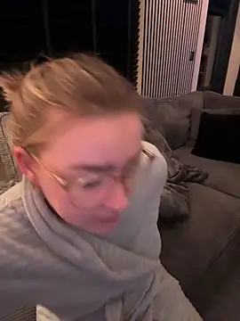 Snapshot of xX_HotCouple_Xx chatting on December 2025 09:22:01 PM xX HotCouple Xx online show from December 2025 09:22:01 PM