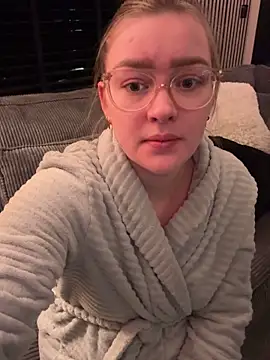 Snapshot of xX_HotCouple_Xx chatting on January 2026 07:39:01 PM xX HotCouple Xx online show from January 2026 07:39:01 PM