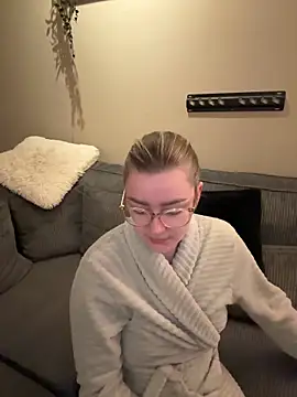 Snapshot of xX_HotCouple_Xx chatting on February 2026 07:13:02 PM xX HotCouple Xx online show from February 2026 07:13:02 PM