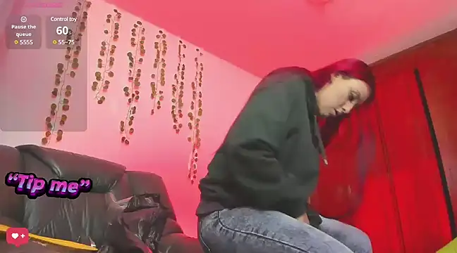 bonnie moon  online show from December 2024 11:08:02 PM