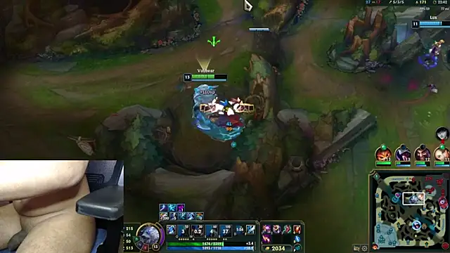 Snapshot of Paul_Lear chatting on January 2025 08:52:02 PM Paul Lear online show from January 2025 08:52:02 PM