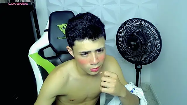 bby santi online show from December 2024 06:55:01 PM