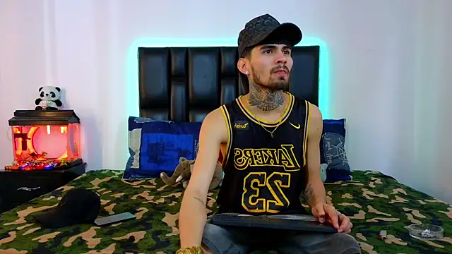 Brutal Sex Fucking online show from March 2026 08:05:01 PM