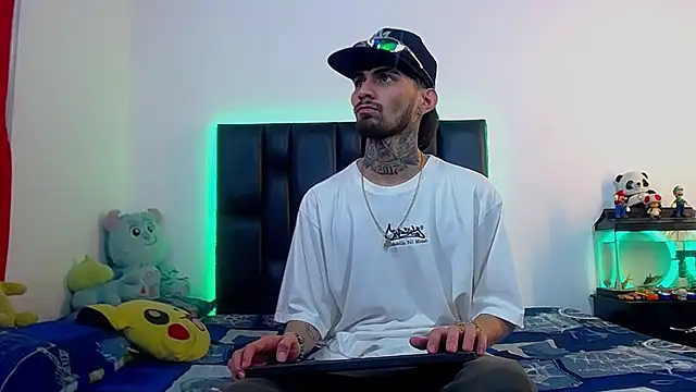 Brutal Sex Fucking online show from June 2026 02:35:01 AM