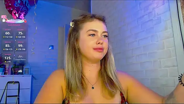 Snapshot of SuchCute chatting on September 2025 02:59:02 AM SuchCute online show from September 2025 02:59:02 AM