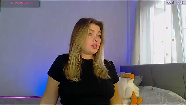 Snapshot of SuchCute chatting on November 2025 02:55:02 AM SuchCute online show from November 2025 02:55:02 AM