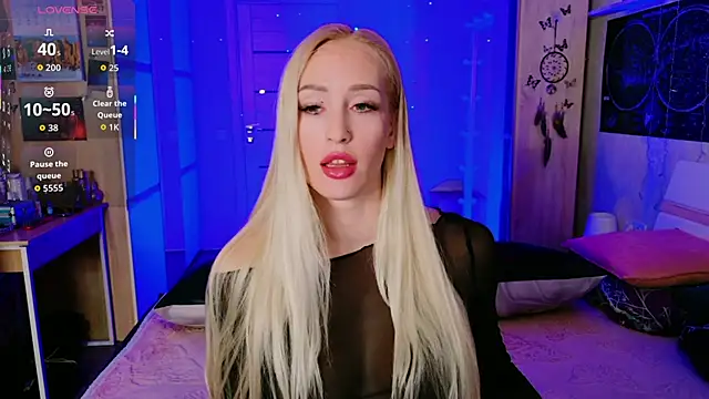 Evva Ross online show from December 2025 05:19:02 PM