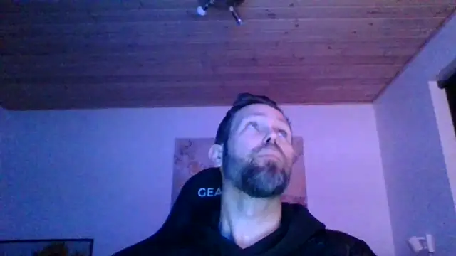 Gotta1 online show from December 2024 05:44:01 PM