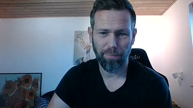 Gotta1 online show from December 2024 12:41:02 PM