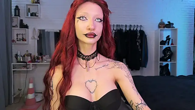 Marcellean online show from November 2025 02:33:01 AM