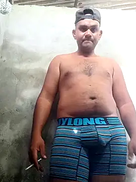 Snapshot of travieso2893 chatting on May 2026 05:45:02 PM travieso2893 online show from May 2026 05:45:02 PM