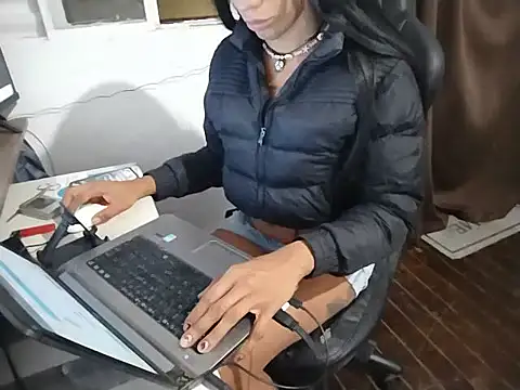 Snapshot of morenaindiaofc chatting on September 2025 11:38:01 PM morenaindiaofc online show from September 2025 11:38:01 PM