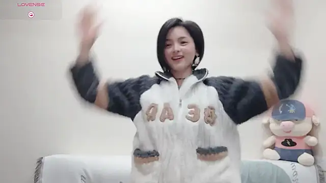 judy522 online show from January 2025 09:54:01 PM