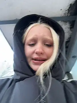 Snapshot of Milkyy_wway chatting on February 2026 06:40:02 AM Milkyy wway online show from February 2026 06:40:02 AM