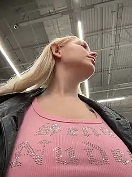 Snapshot of Milkyy_wway chatting on March 2026 03:30:01 AM Milkyy wway online show from March 2026 03:30:01 AM