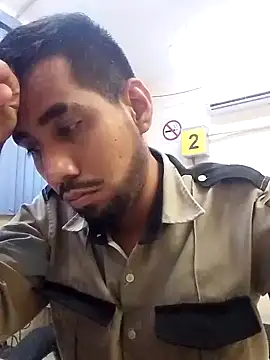 Snapshot of EnriquePersian197 chatting on January 2025 01:54:01 AM EnriquePersian197 online show from January 2025 01:54:01 AM