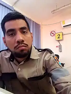 Snapshot of EnriquePersian197 chatting on January 2025 06:43:02 PM EnriquePersian197 online show from January 2025 06:43:02 PM