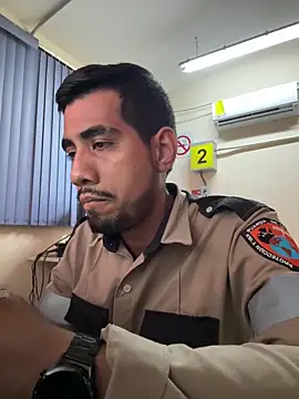 Snapshot of EnriquePersian197 chatting on February 2025 01:30:01 PM EnriquePersian197 online show from February 2025 01:30:01 PM