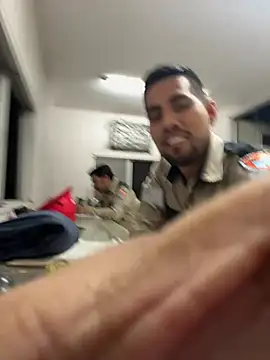 Snapshot of EnriquePersian197 chatting on March 2025 01:36:02 AM EnriquePersian197 online show from March 2025 01:36:02 AM