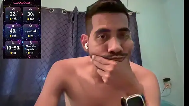 Snapshot of EnriquePersian197 chatting on September 2025 07:47:01 PM EnriquePersian197 online show from September 2025 07:47:01 PM