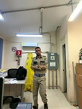 Snapshot of EnriquePersian197 chatting on January 2026 12:11:01 PM EnriquePersian197 online show from January 2026 12:11:01 PM