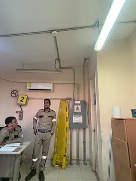 Snapshot of EnriquePersian197 chatting on February 2026 12:19:02 AM EnriquePersian197 online show from February 2026 12:19:02 AM