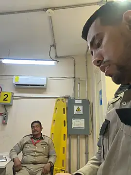 Snapshot of EnriquePersian197 chatting on February 2026 01:39:02 AM EnriquePersian197 online show from February 2026 01:39:02 AM