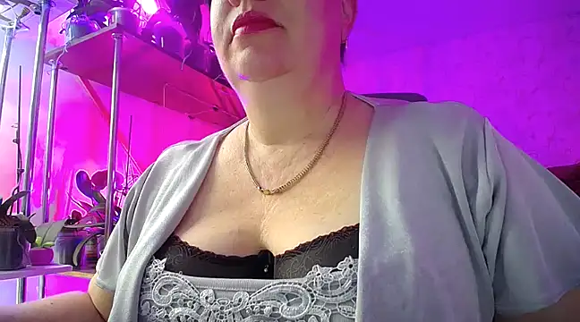 Snapshot of _Sweet_Woman chatting on February 2025 03:54:02 AM Sweet Woman online show from February 2025 03:54:02 AM