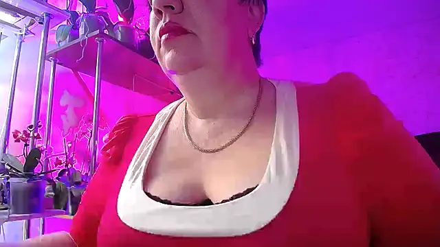 Snapshot of _Sweet_Woman chatting on March 2025 04:19:01 AM Sweet Woman online show from March 2025 04:19:01 AM