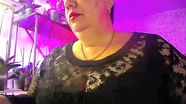 Snapshot of _Sweet_Woman chatting on October 2025 04:24:01 AM Sweet Woman online show from October 2025 04:24:01 AM