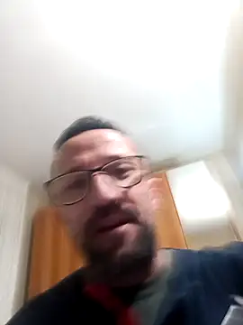 Snapshot of Porco81cazzo chatting on November 2025 03:12:02 PM Porco81cazzo online show from November 2025 03:12:02 PM