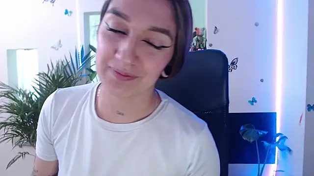 Lia-mitch online show from September 2025 05:36:01 PM