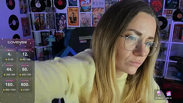 Snapshot of LadyIzabel chatting on February 2025 08:30:02 AM LadyIzabel online show from February 2025 08:30:02 AM